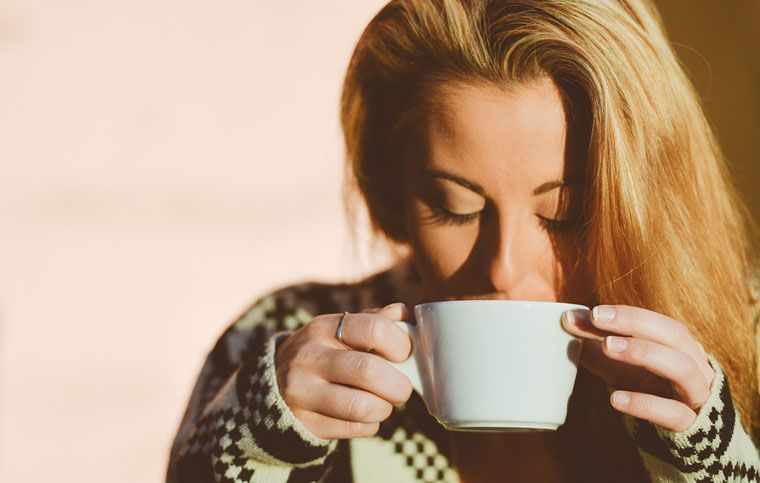 Как просыпаться утром без кофе — 5 простых шагов